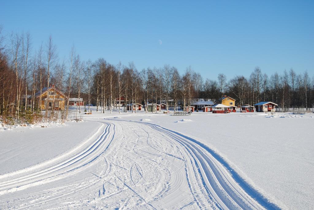 Tastulan Lomakylae Hotel Kaustinen Exterior foto